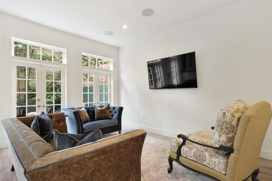 Sweeney Restoration work on 4-St Charles Ave 12